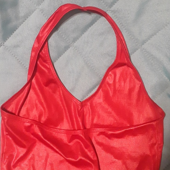 Halter top - Picture 2 of 2